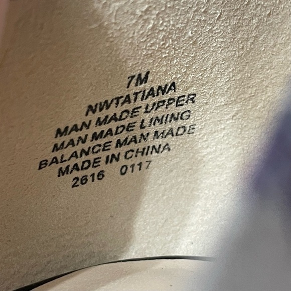 NINE WEST TATIANA FLORAL 4" PUMPS Pink Green White sz 7 - Picture 10 of 11